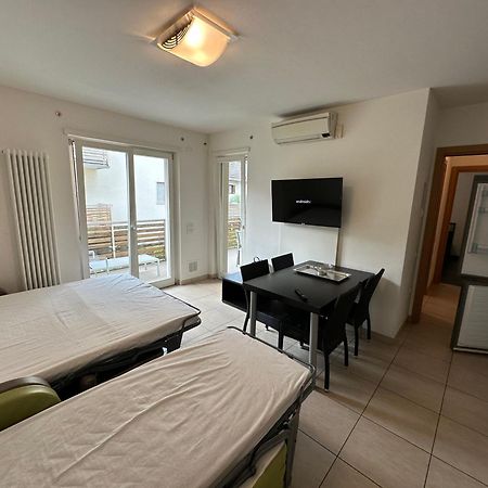 ריבה דל גארדה 4 Limoni Apartment Resort מראה חיצוני תמונה