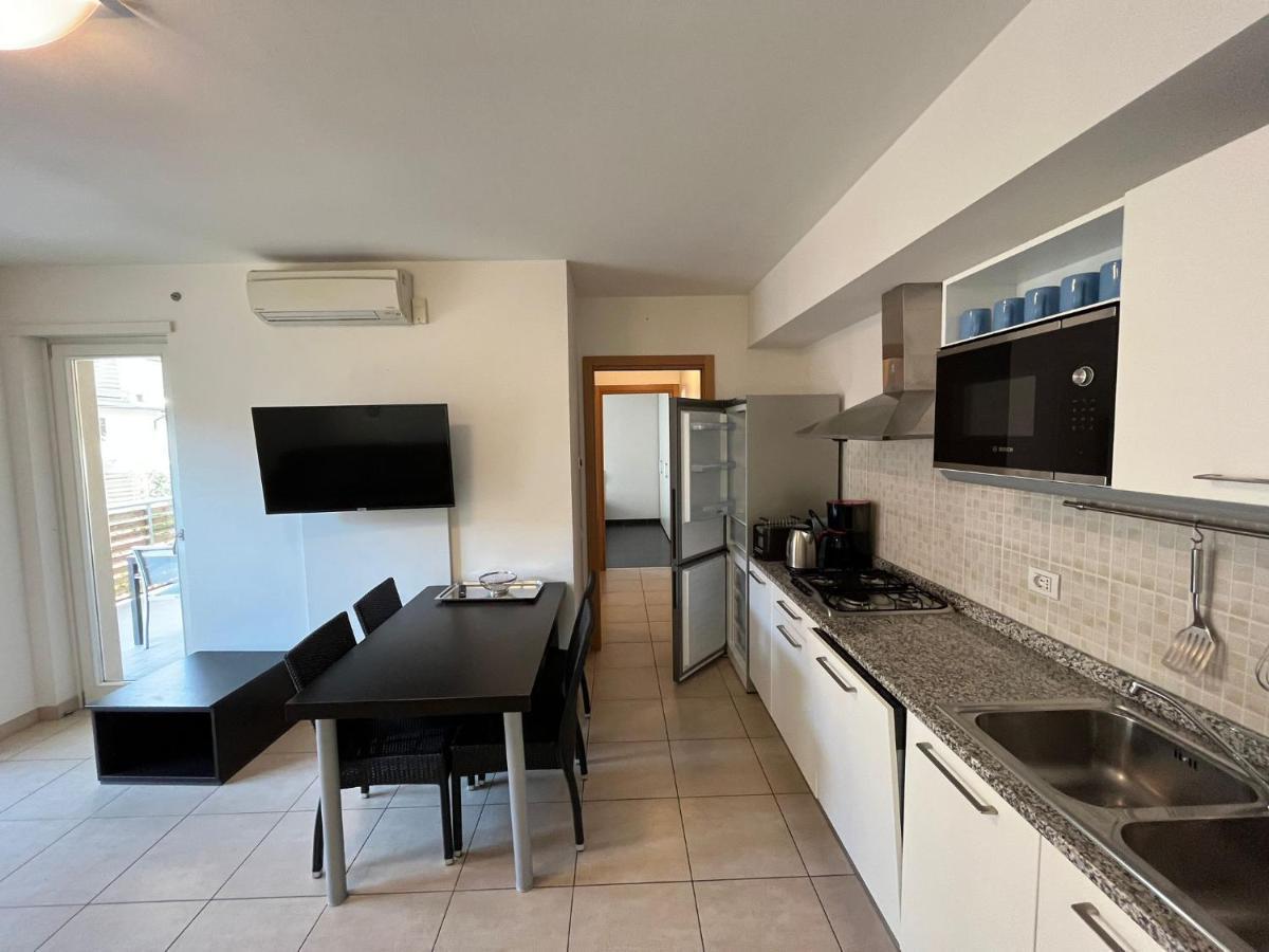 ריבה דל גארדה 4 Limoni Apartment Resort מראה חיצוני תמונה